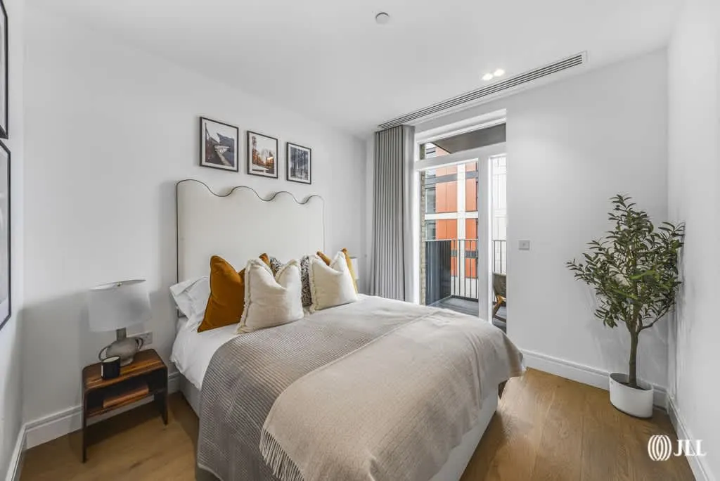 Essex Place, London, W4, photo 3