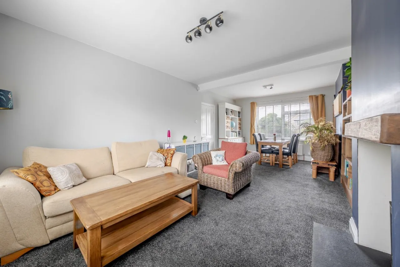Lyndon Crescent, Bramham, LS23, photo 7
