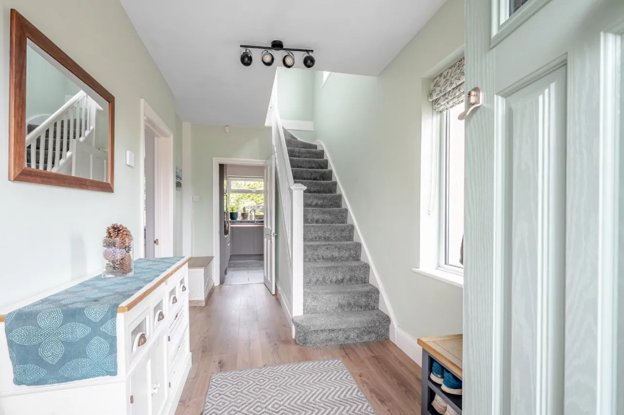 Lyndon Crescent, Bramham, LS23, photo 9