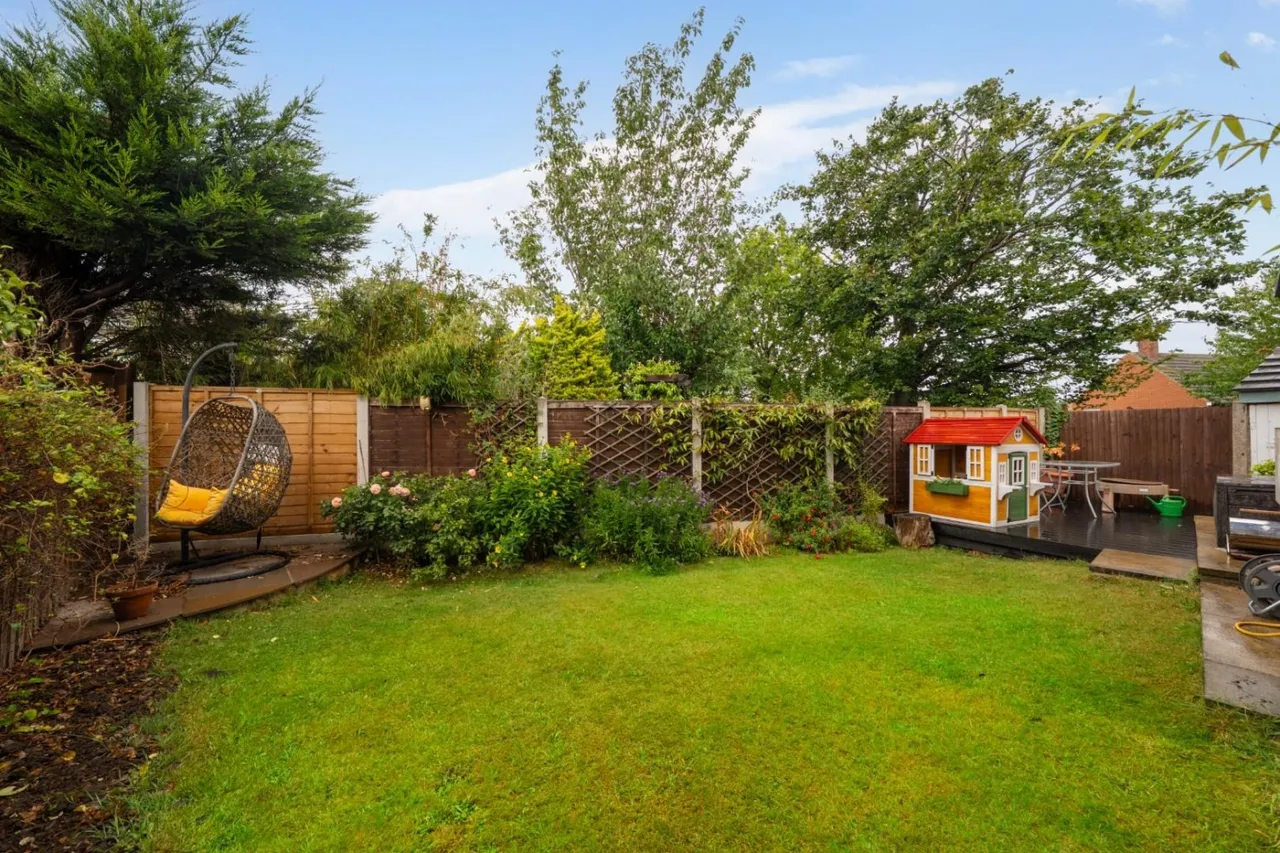 Lyndon Crescent, Bramham, LS23, photo 15