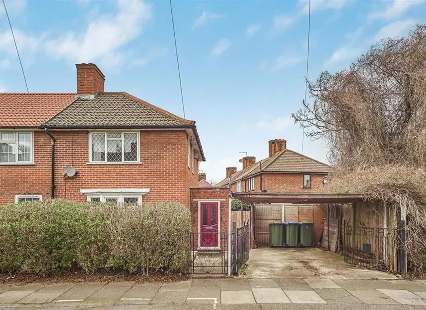 2 bed house for sale — Prince Henry Road, Charlton, SE7
