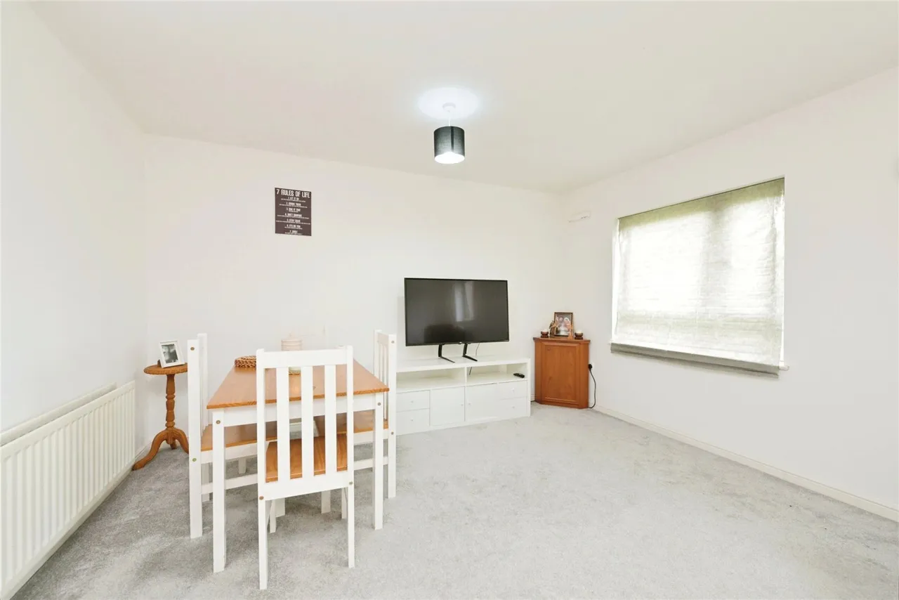 West Cotton Close, Northampton, Northamptonshire, NN4, photo 5
