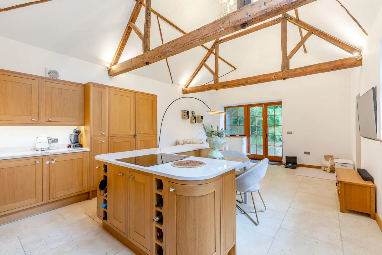 Acrise, Folkestone, Kent, CT18 8LL, photo 9