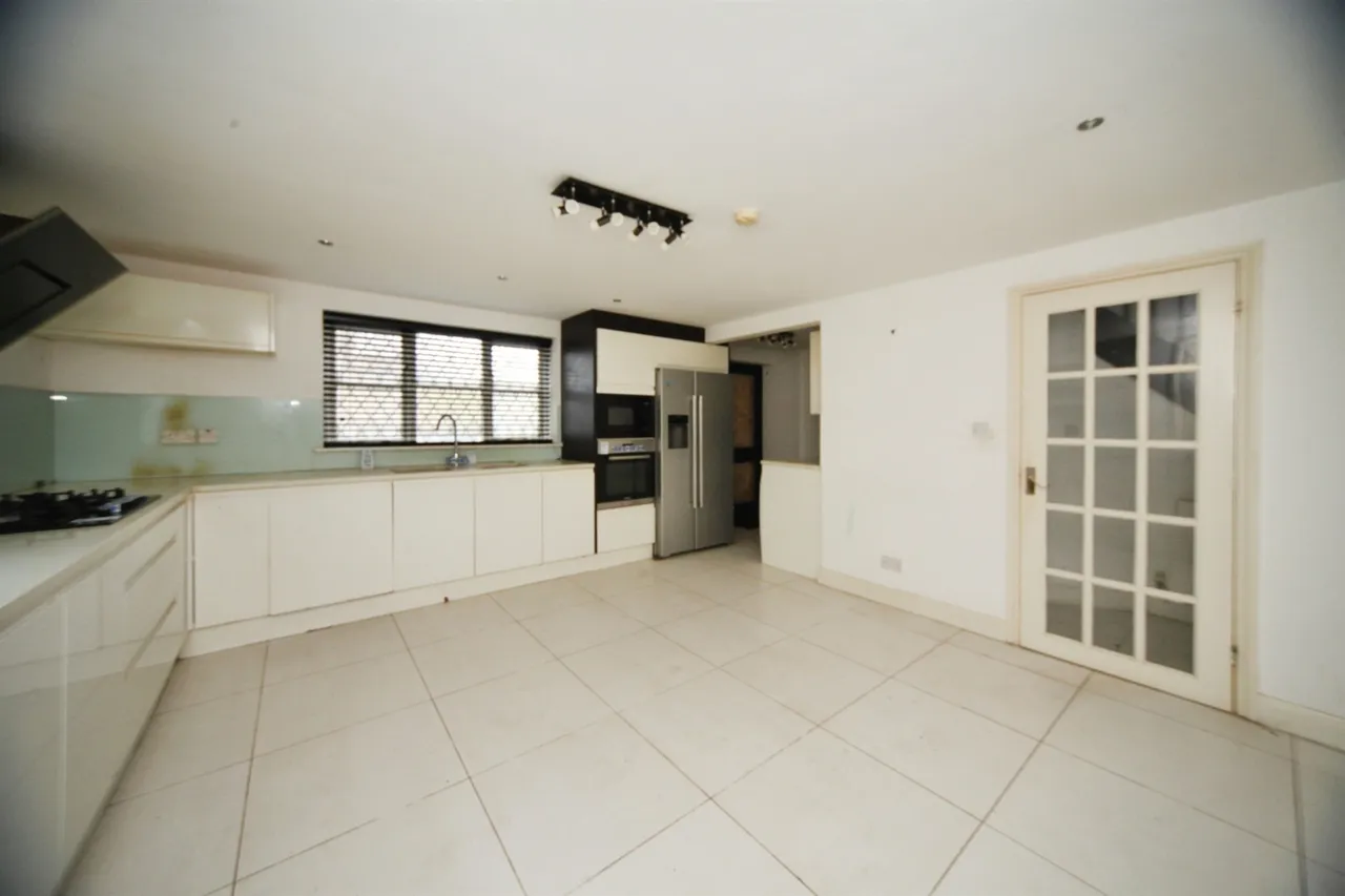 Little Green Lane, Caddington, LU1, photo 16