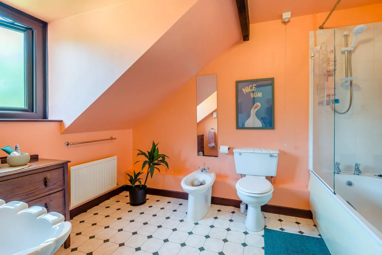 Tintern, Quayside, NP16, photo 11