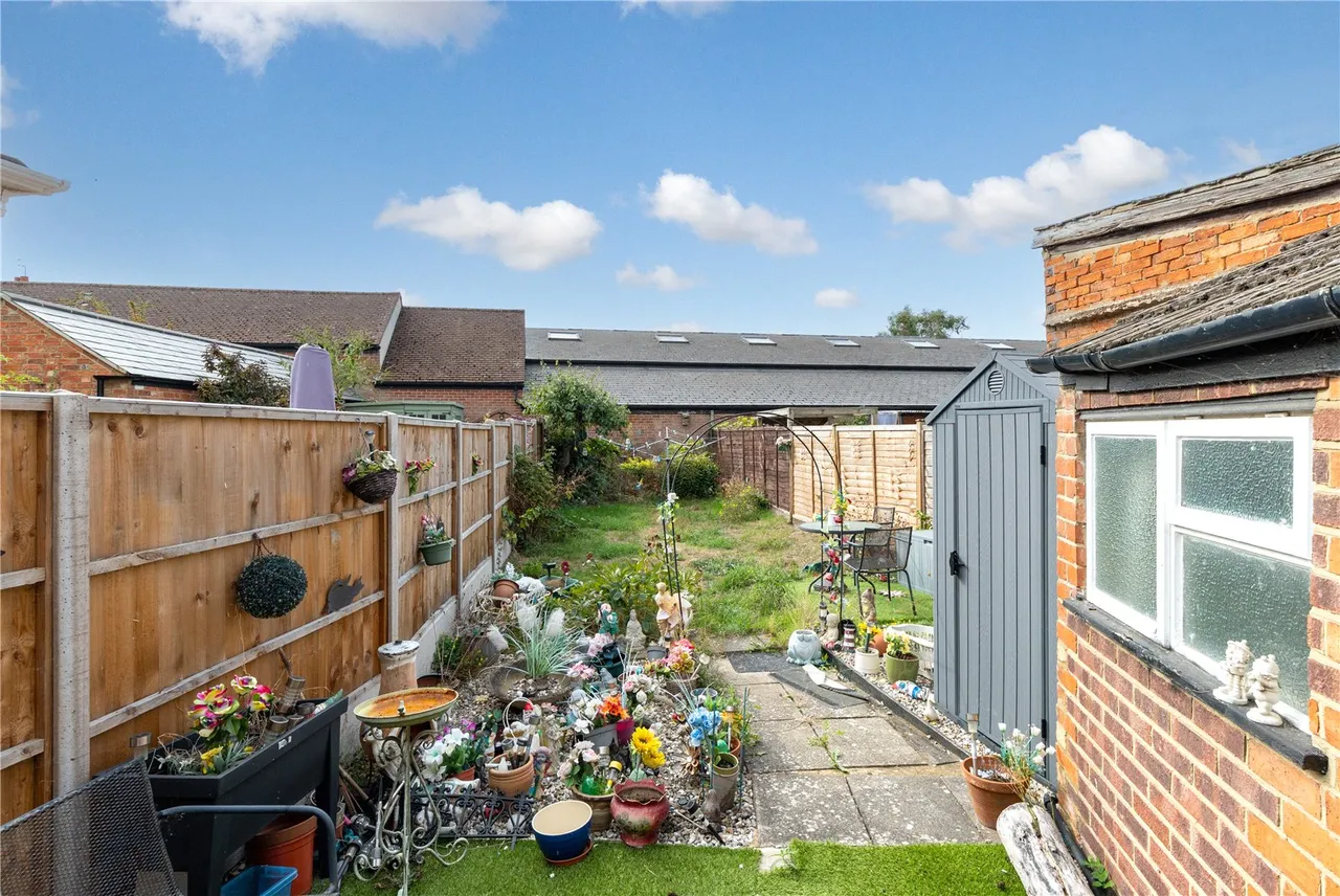 Newport Pagnell, Buckinghamshire, photo 11