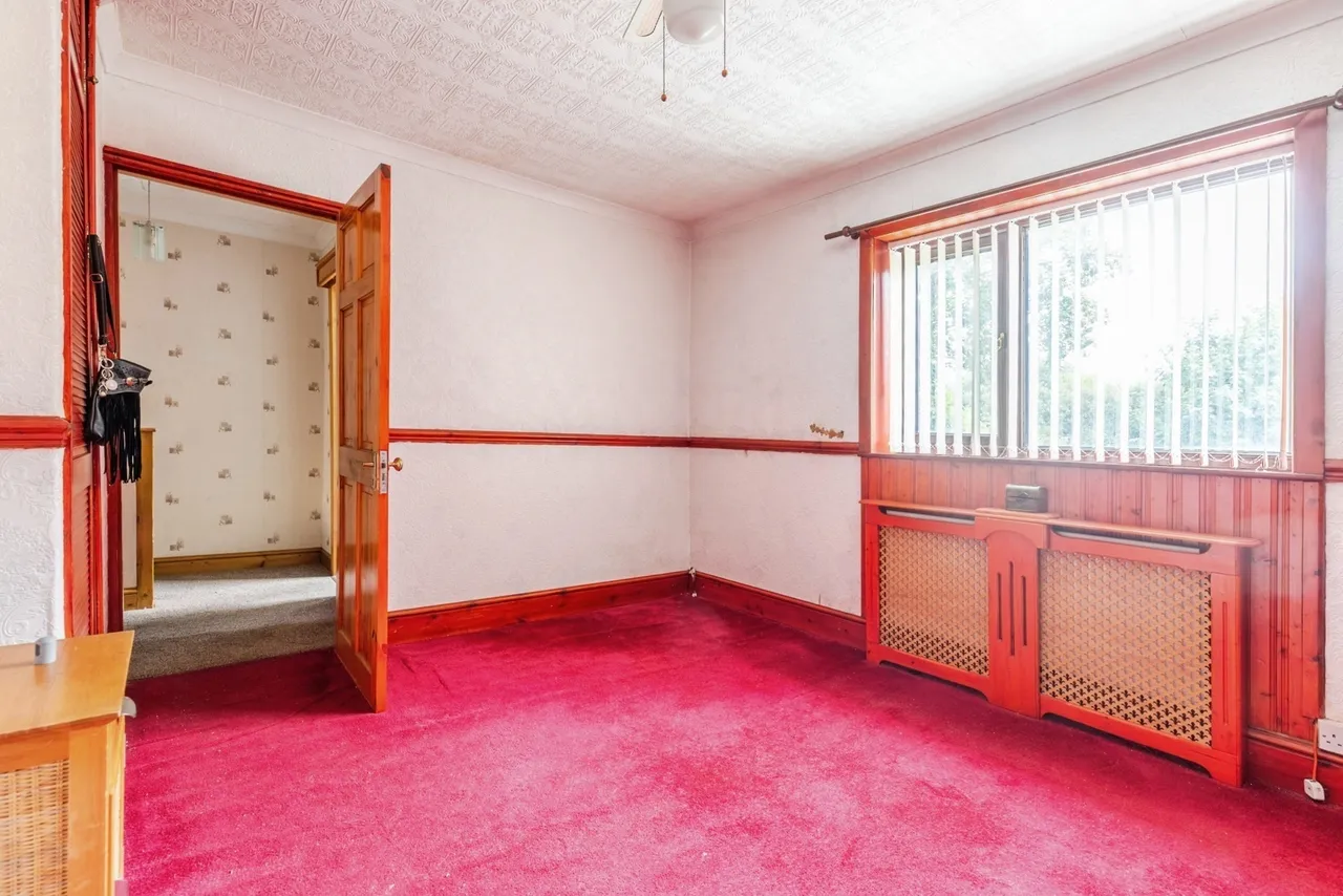 Lytham Drive, Heywood, OL10, photo 4