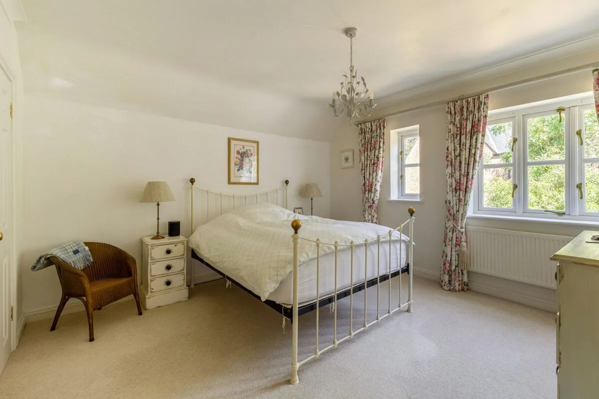 Smith Barry Crescent, Upper Rissington, GL54, photo 12