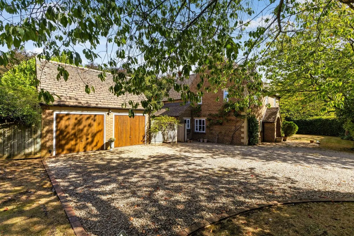 Smith Barry Crescent, Upper Rissington, GL54, photo 25