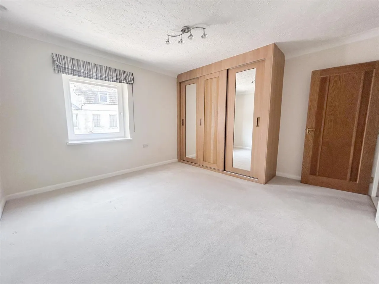 Marina, Bexhill-On-Sea, TN40 1BW, photo 8