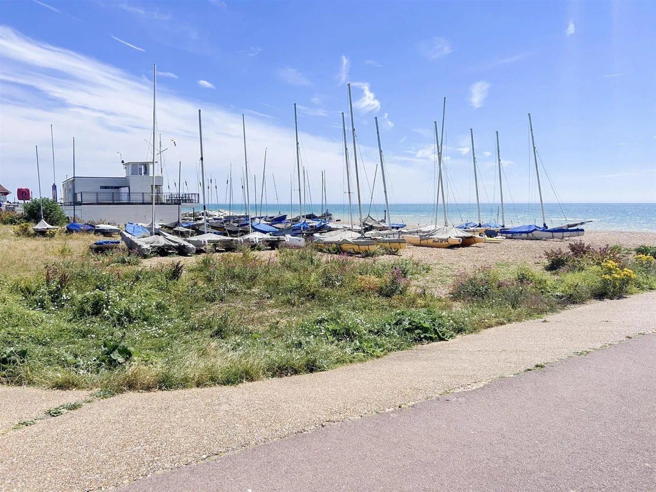 Marina, Bexhill-On-Sea, TN40 1BW, photo 13