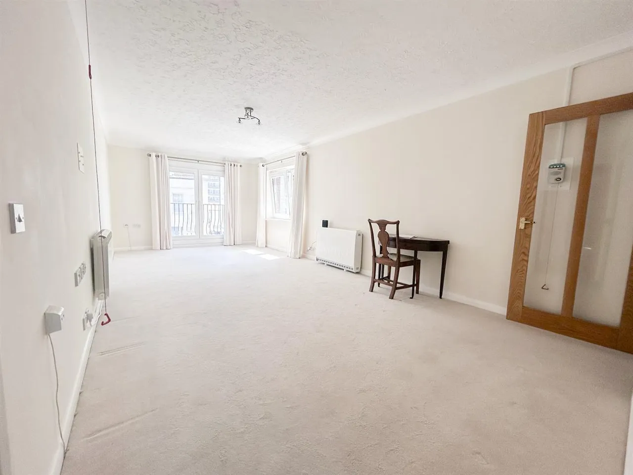 Marina, Bexhill-On-Sea, TN40 1BW, photo 2