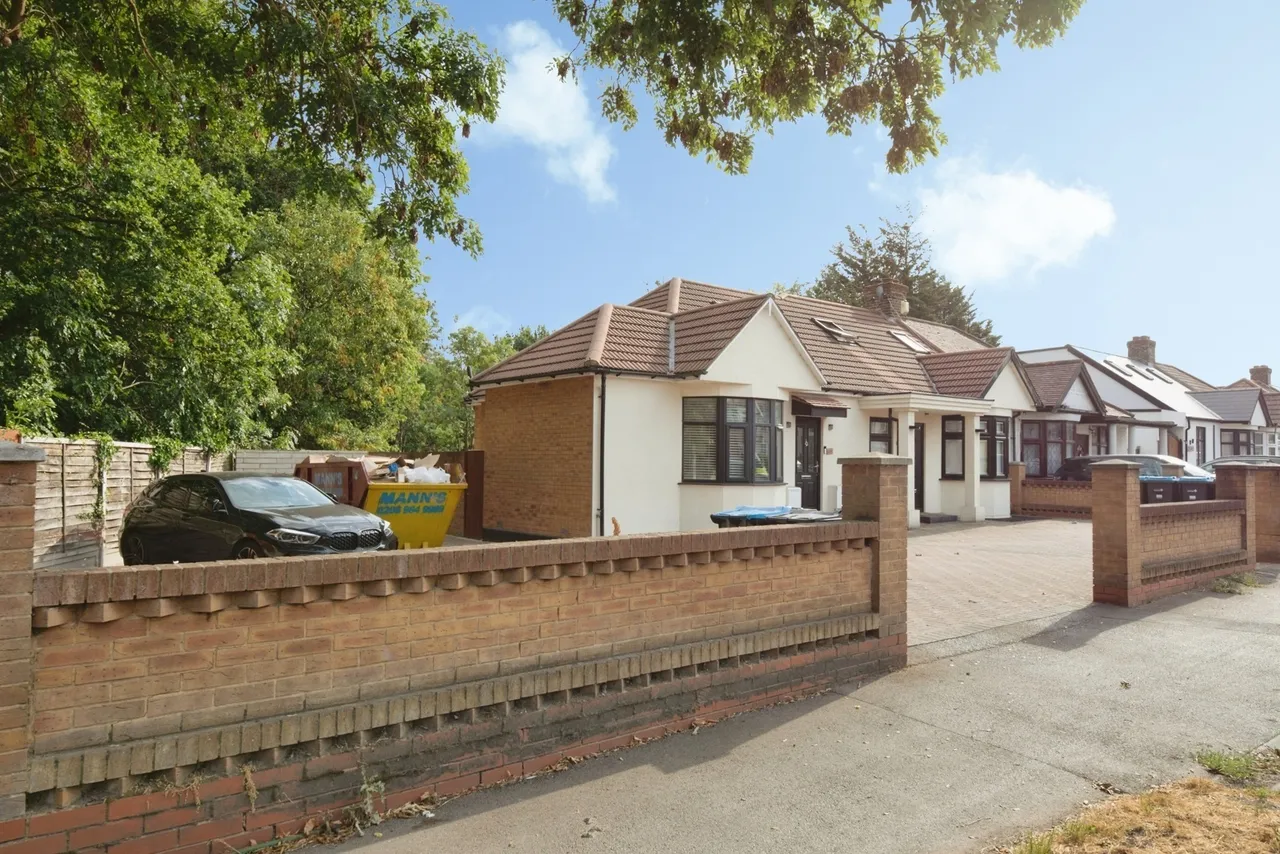 Eastern Avenue, ILFORD, Essex, IG2, photo 15
