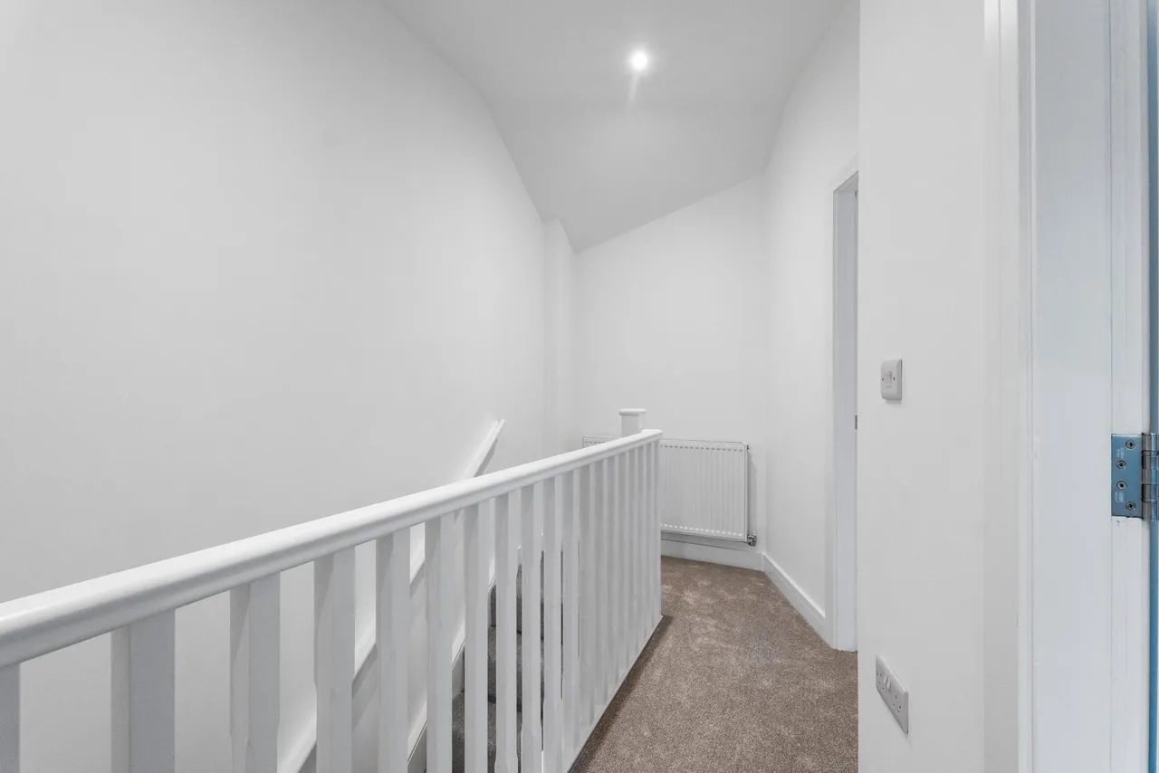 Buxton Road, Whaley Bridge, photo 7