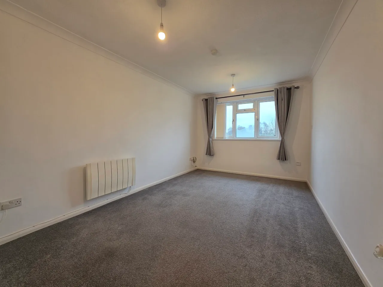 Mildenhall, Bury St Edmunds, IP28 7PY, photo 2