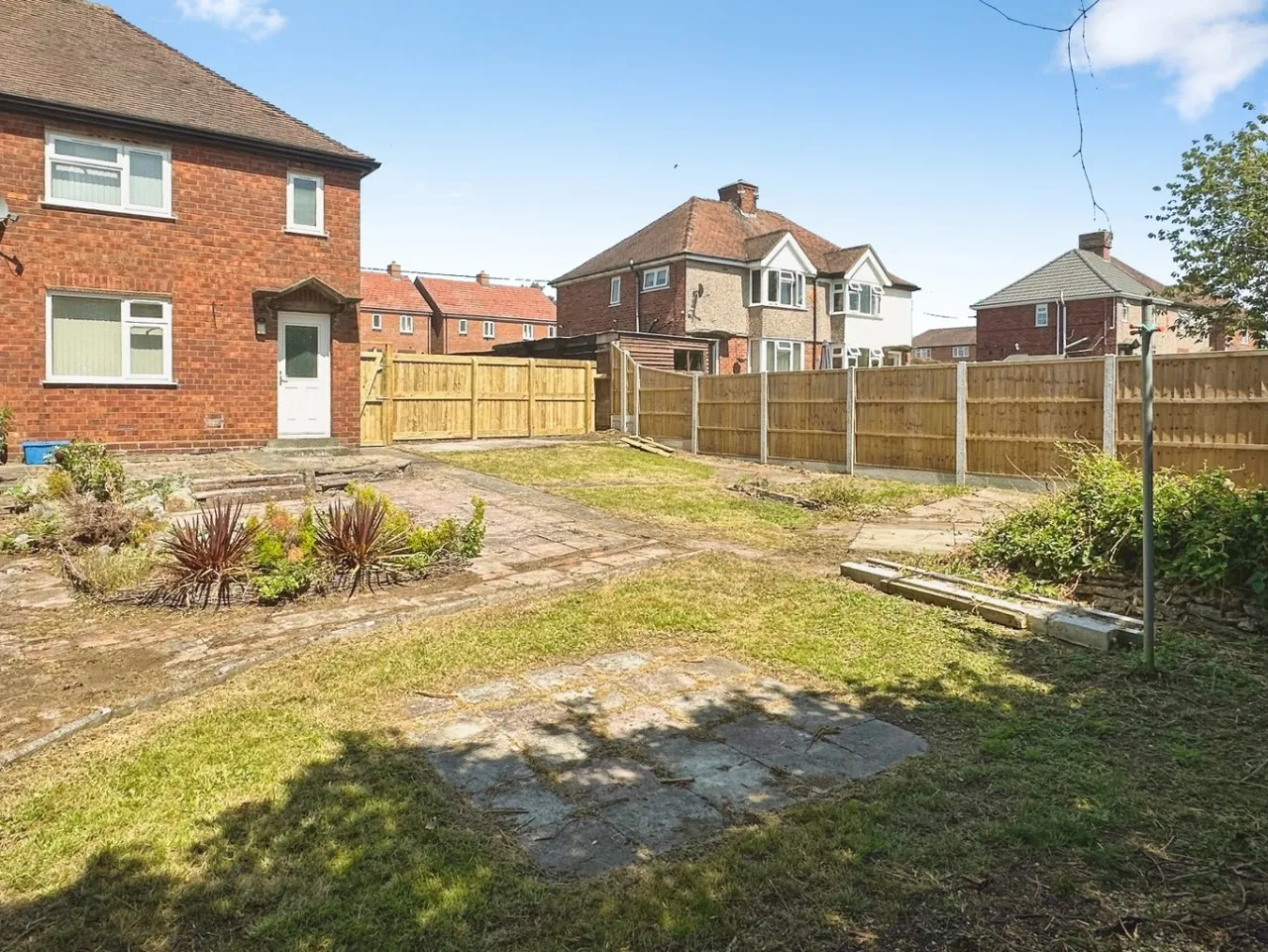 Grove Road, Overdale, Telford TF3 5AW, photo 4