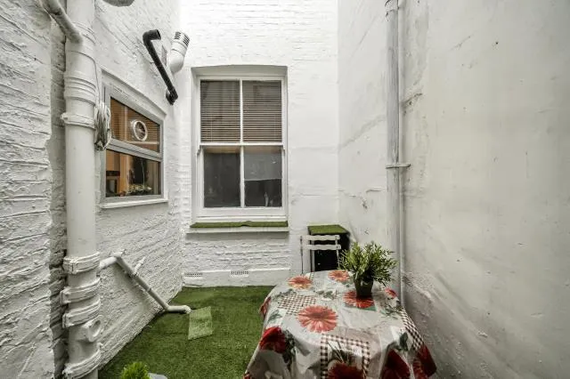 Clanricarde Gardens, London, W2, photo 12