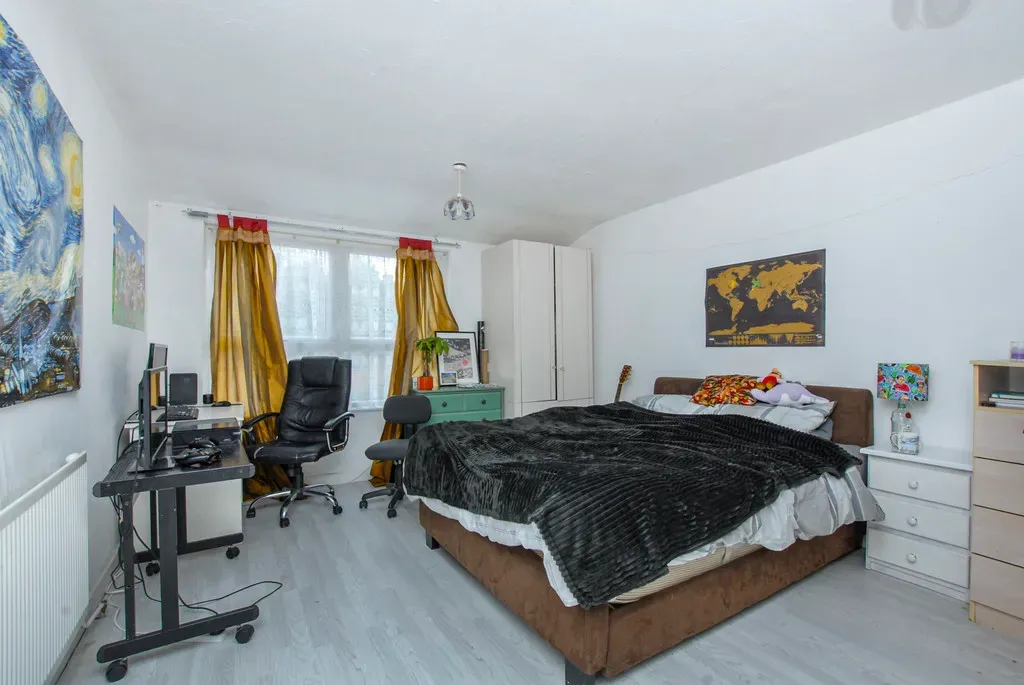 Ivanhoe Close, Uxbridge, photo 3