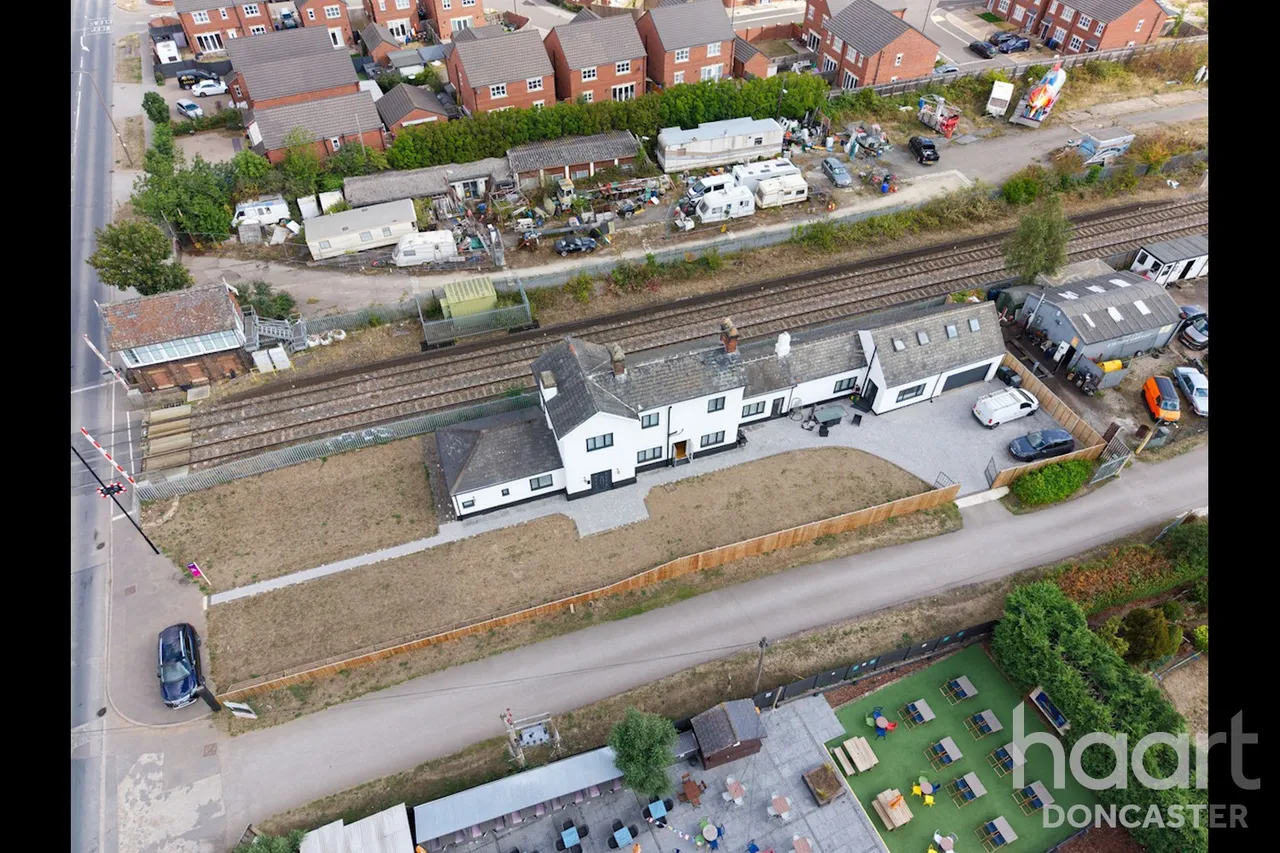 Station Road, Blaxton, DN9, photo 4