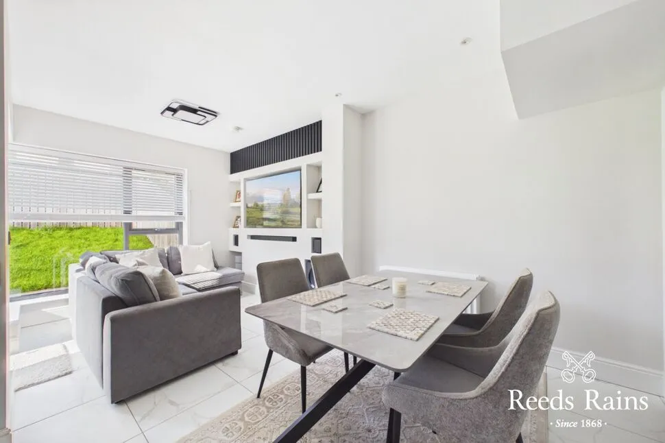 Barton Park Gardens, Greenisland, Carrickfergus, BT38, photo 6