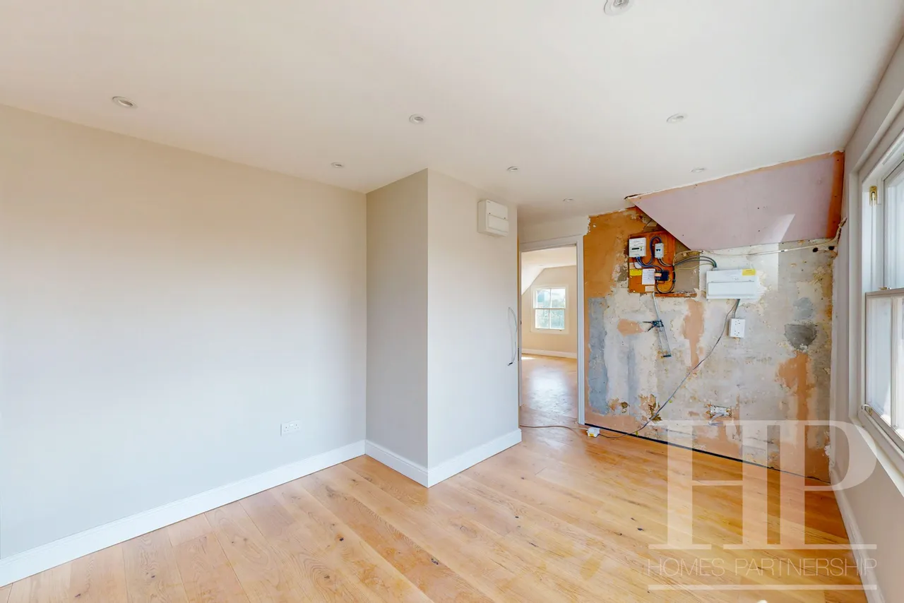 East Park, Crawley, RH10, photo 6