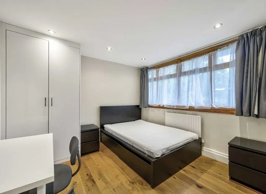 Royal College Street, Camden, NW1, photo 5