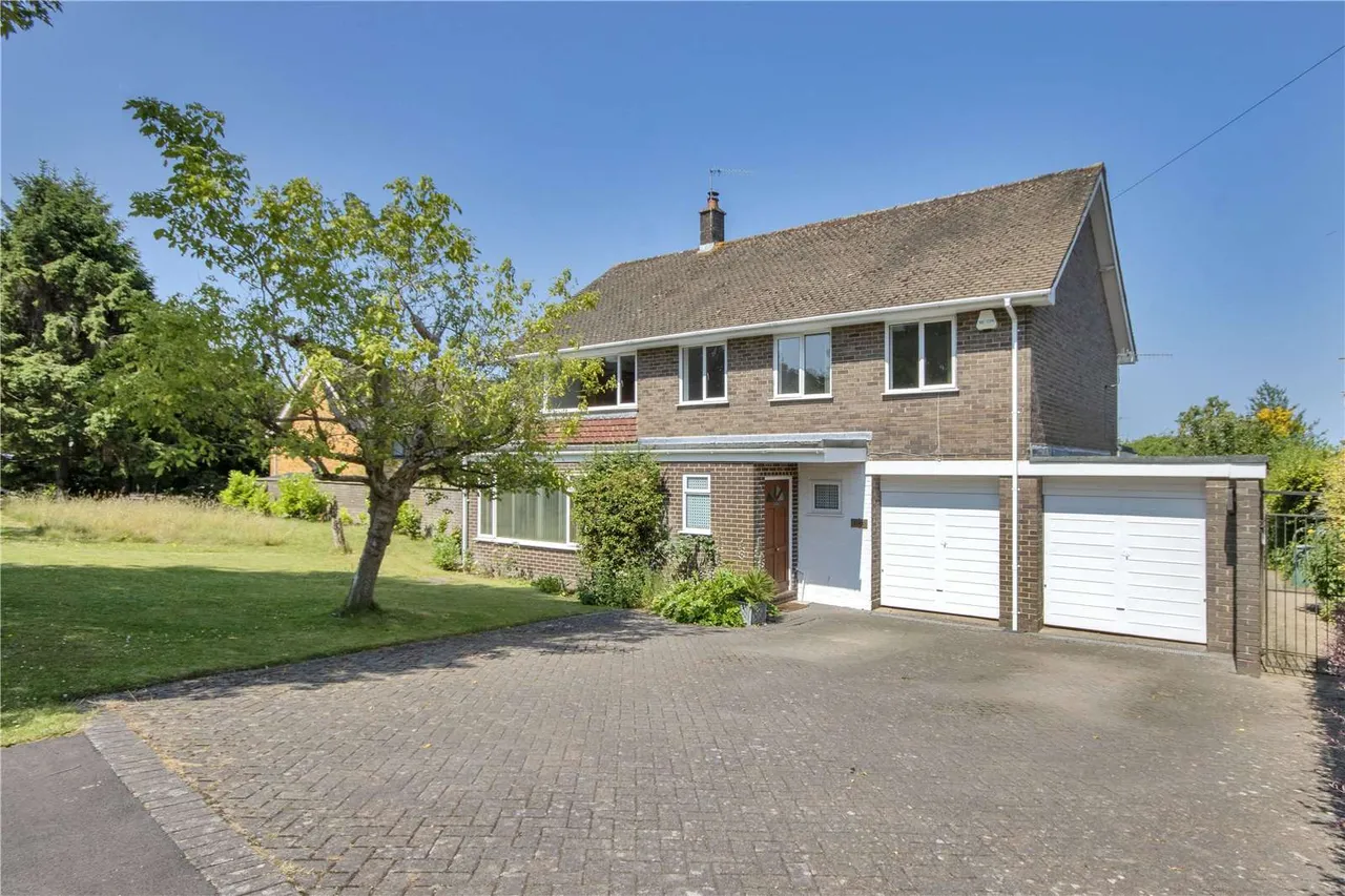 5 bed house for sale — Forest Road, Tunbridge Wells, Kent, TN2 5JB