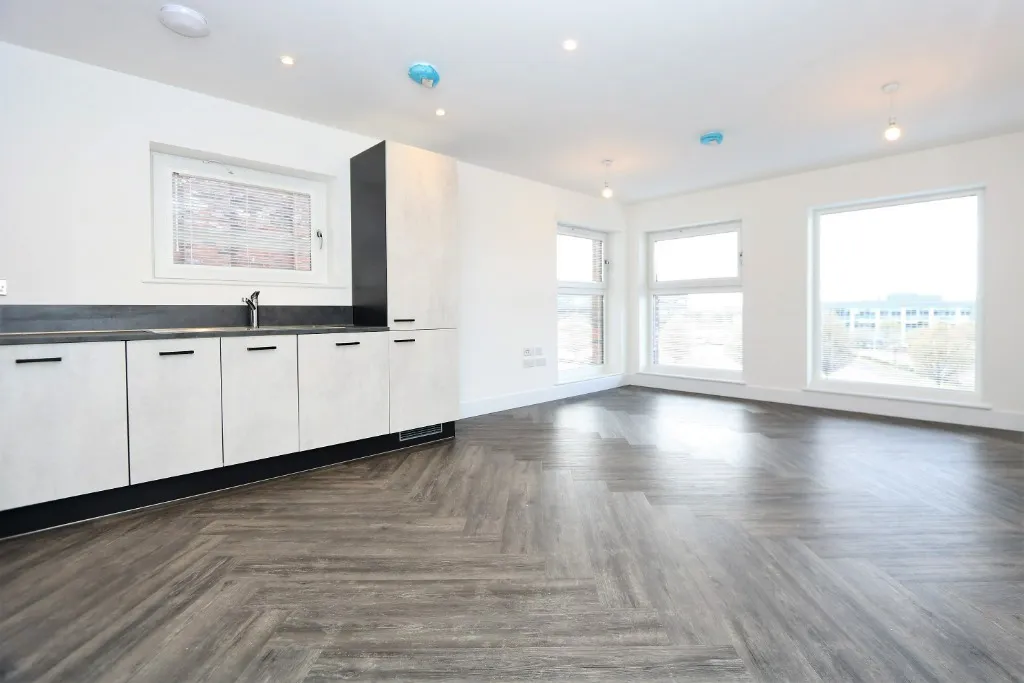 Festival Court, Glasgow, G51, photo 4