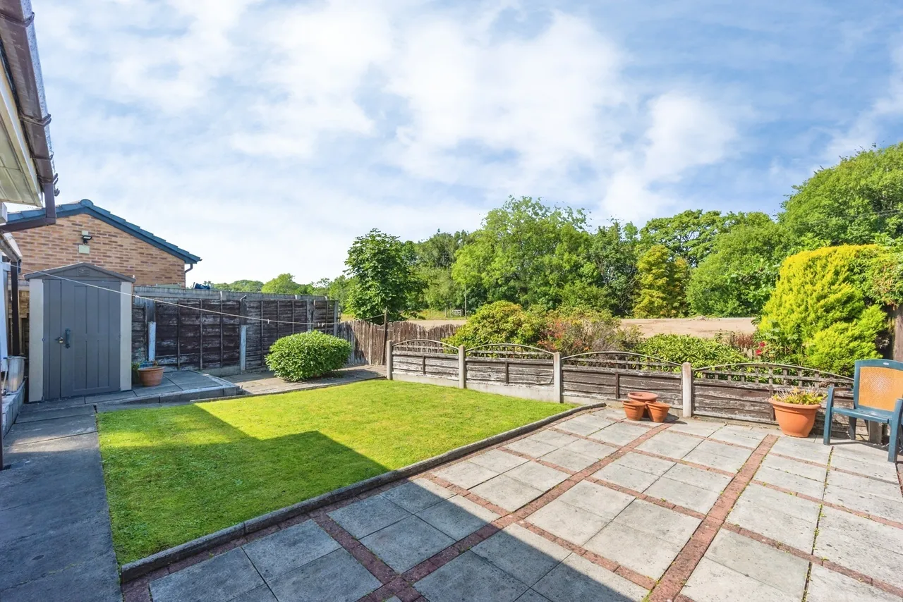 Camberwell Drive, Ashton-Under-Lyne, OL7, photo 16