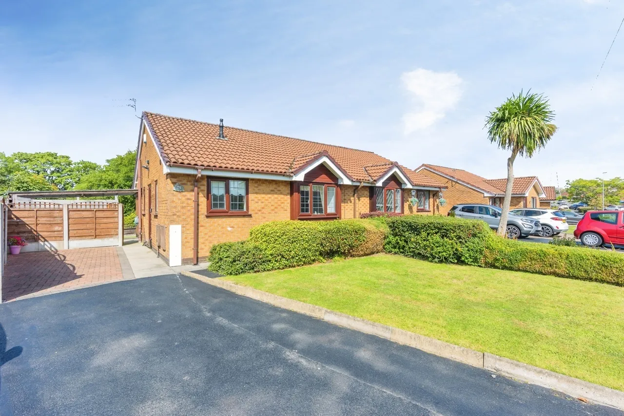 2 bed house for sale, Camberwell Drive, Ashton-Under-Lyne, OL7