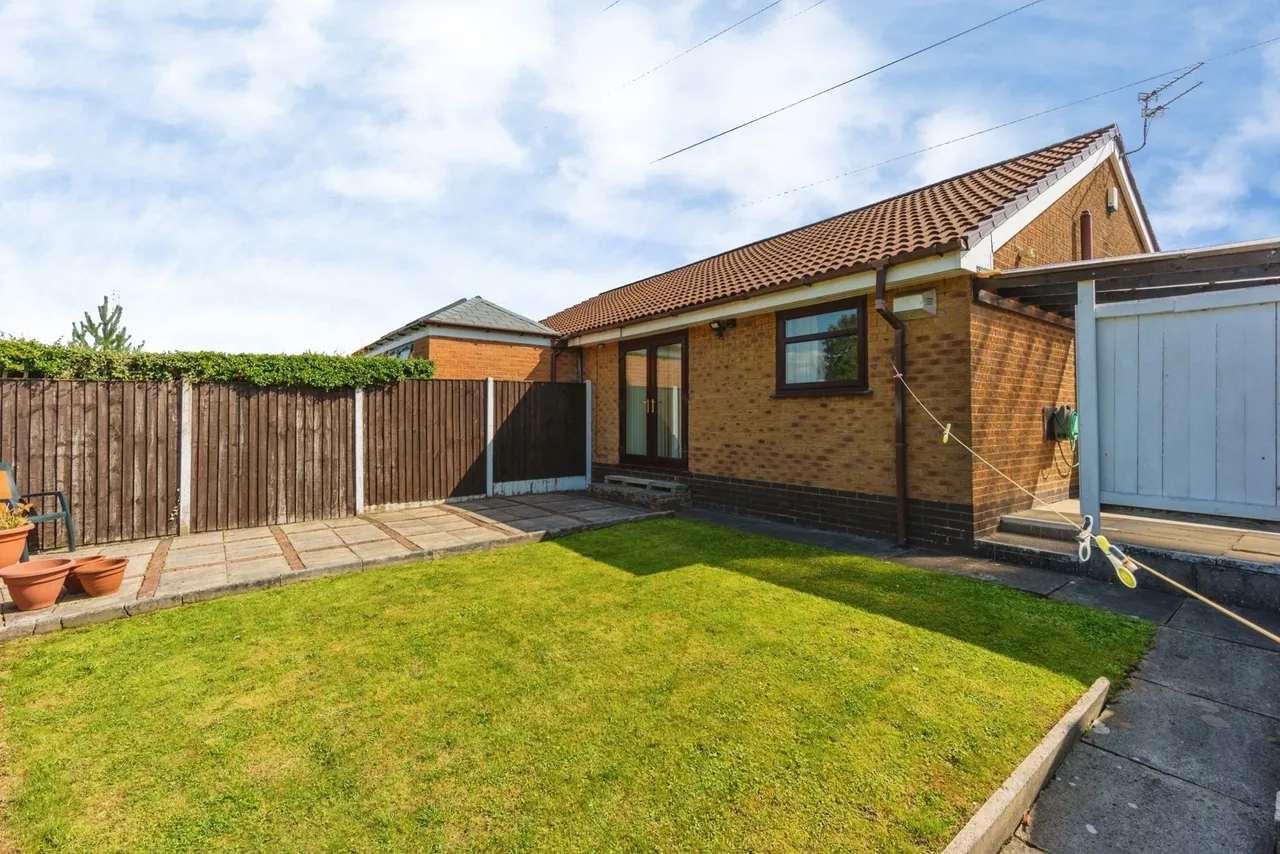 Camberwell Drive, Ashton-Under-Lyne, OL7, photo 14