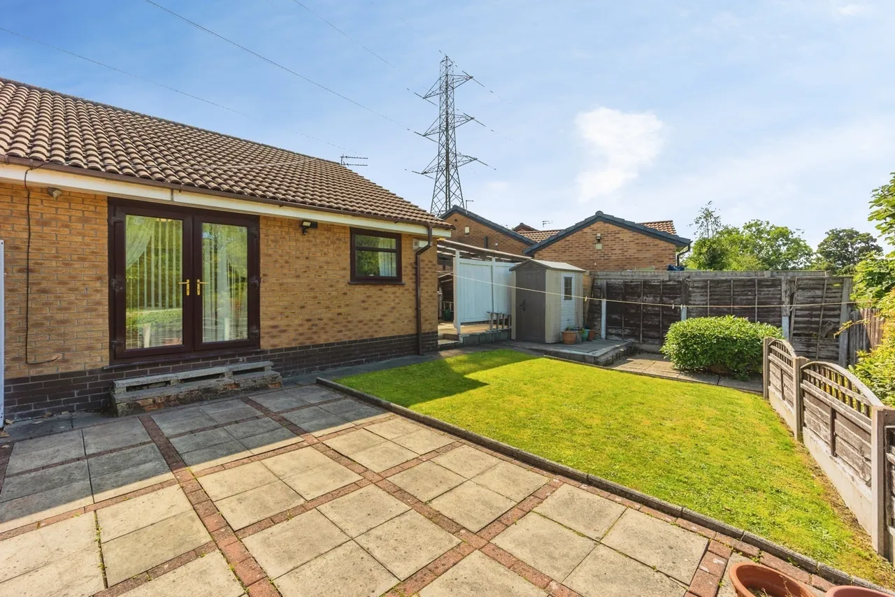 Camberwell Drive, Ashton-Under-Lyne, OL7, photo 17