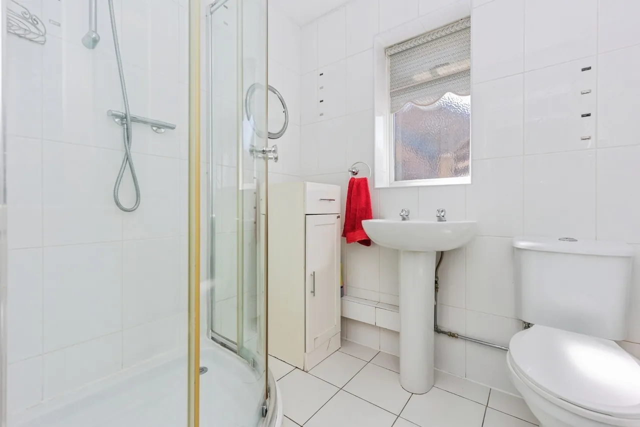 Camberwell Drive, Ashton-Under-Lyne, OL7, photo 12