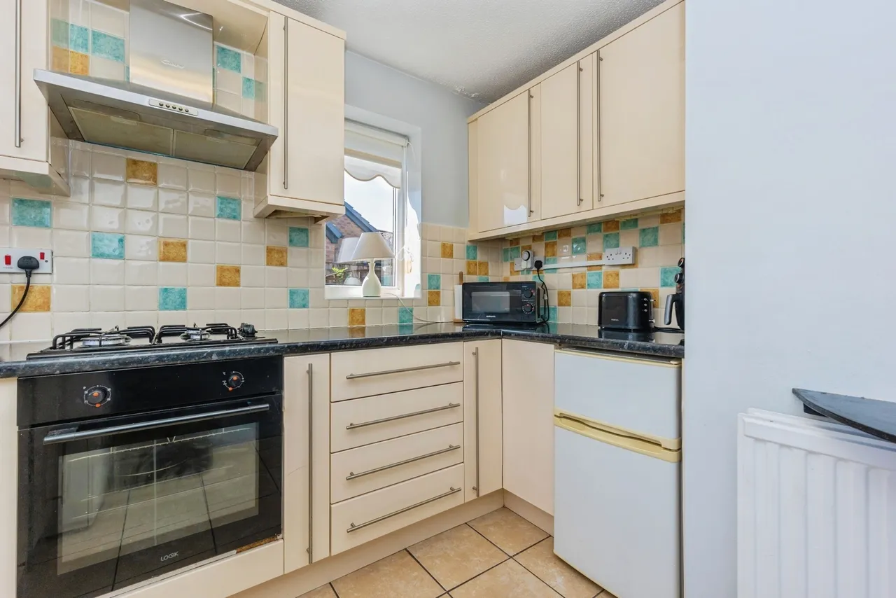 Camberwell Drive, Ashton-Under-Lyne, OL7, photo 6