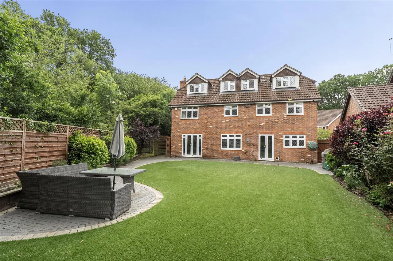 Hanoverian Way, Whiteley, photo 22