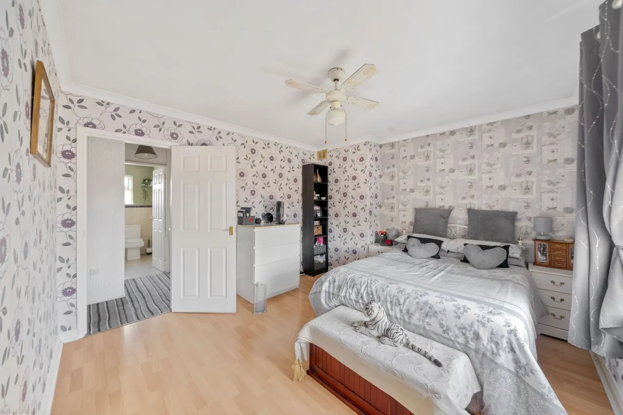 Warrington Road, Leigh, WN7, photo 9