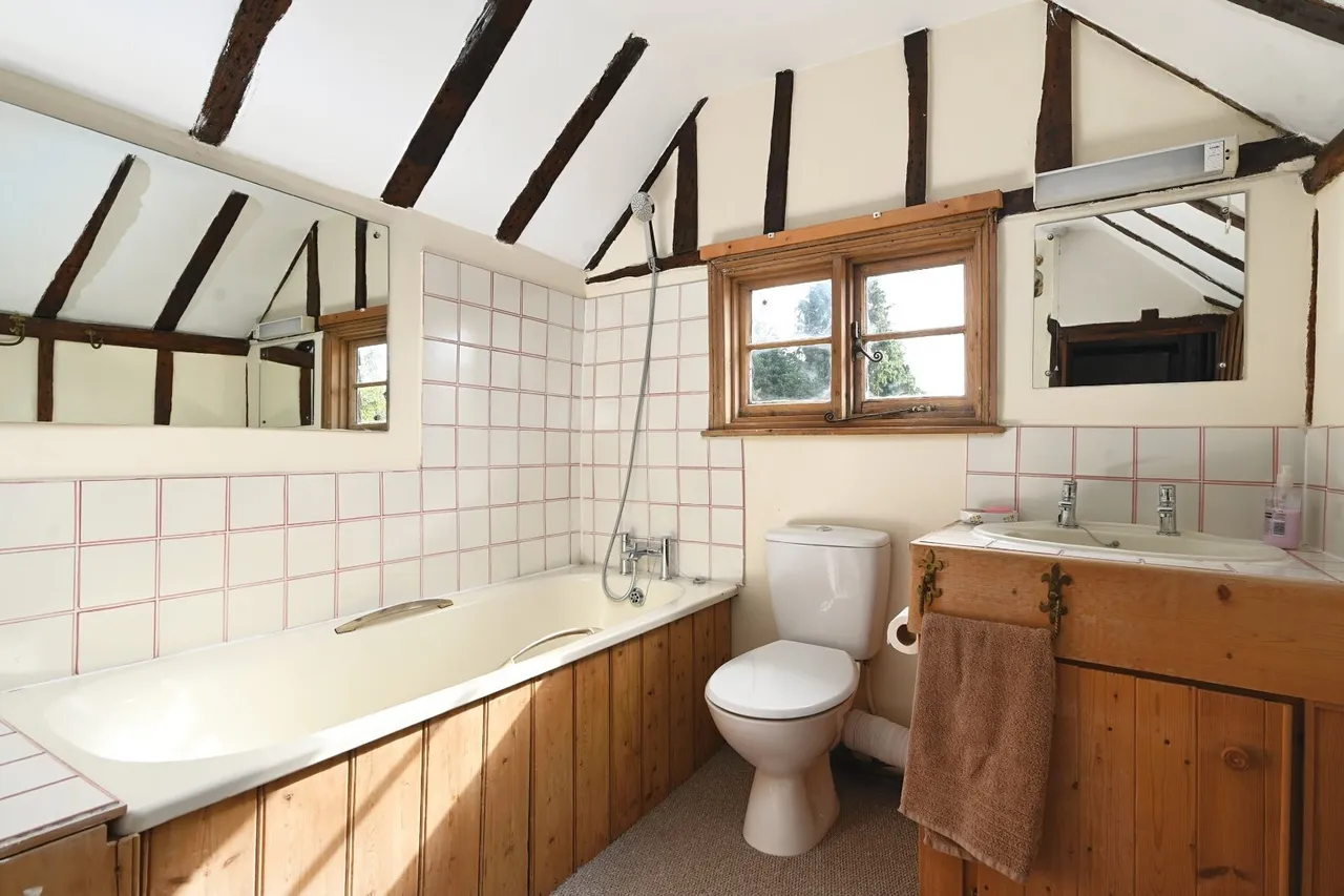 North Lane, West Hoathly, RH19, photo 18