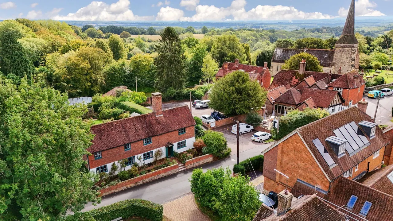 North Lane, West Hoathly, RH19, photo 26