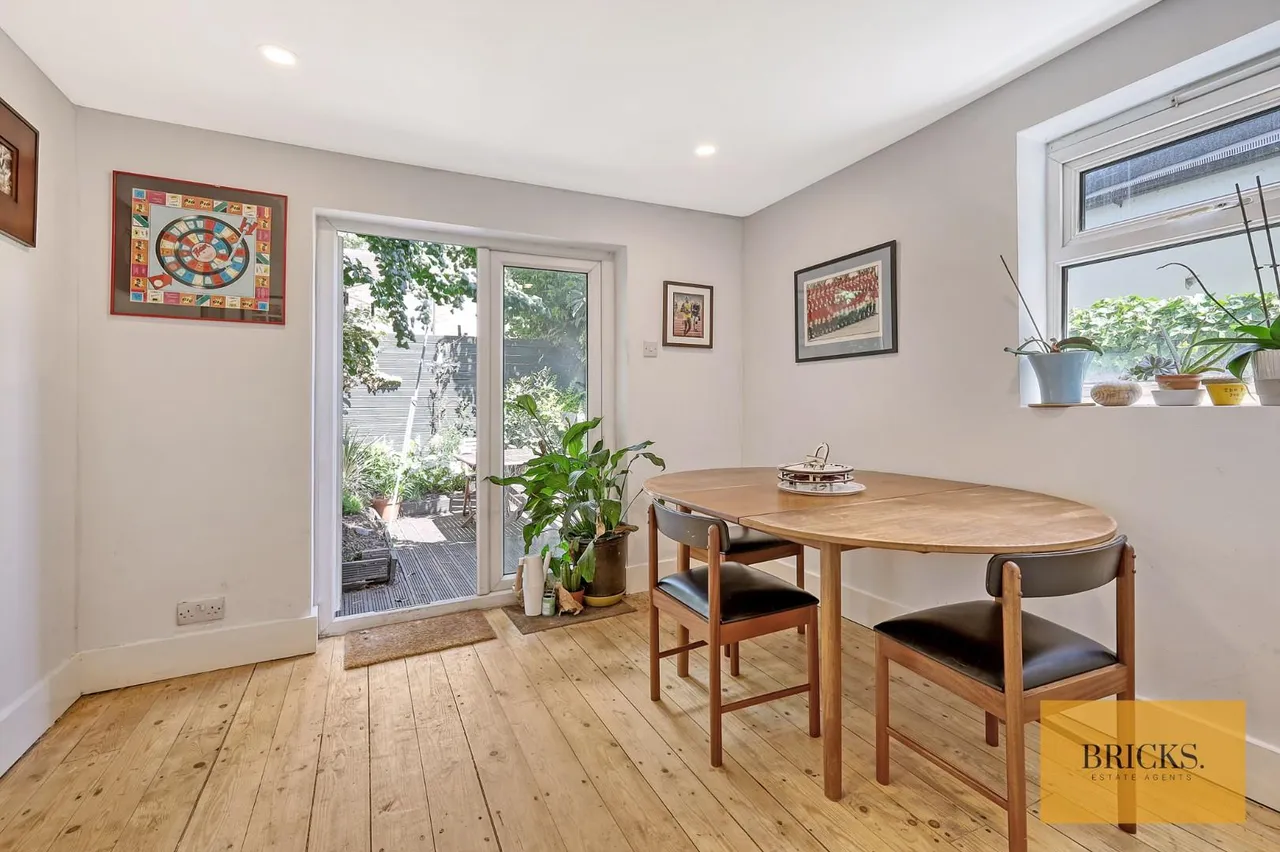Cann Hall Road, London, E11 3NH, photo 8