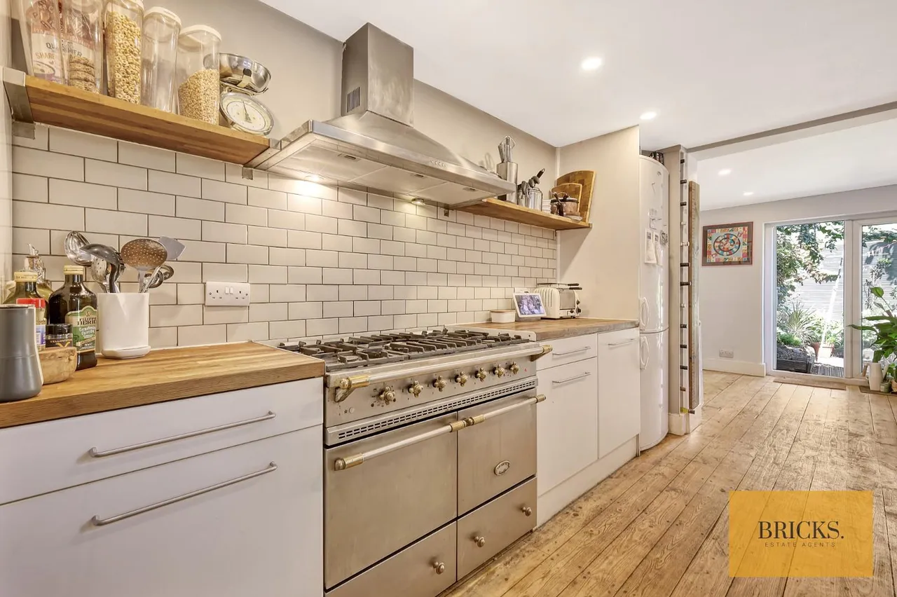 Cann Hall Road, London, E11 3NH, photo 7