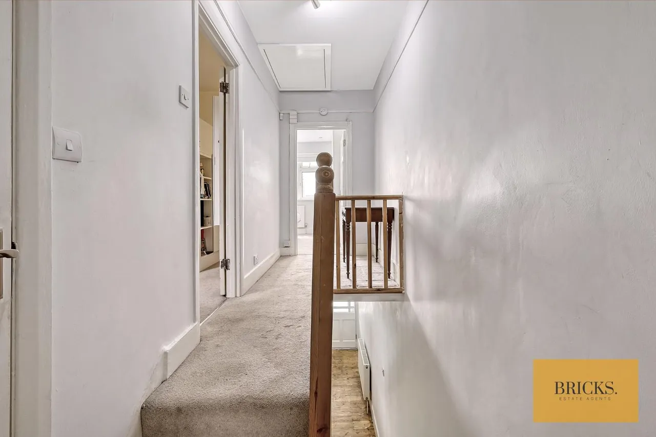 Cann Hall Road, London, E11 3NH, photo 11