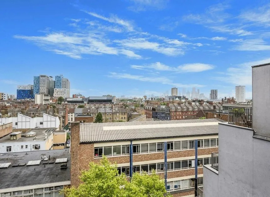 Plumbers Row, Aldgate, E1, photo 6