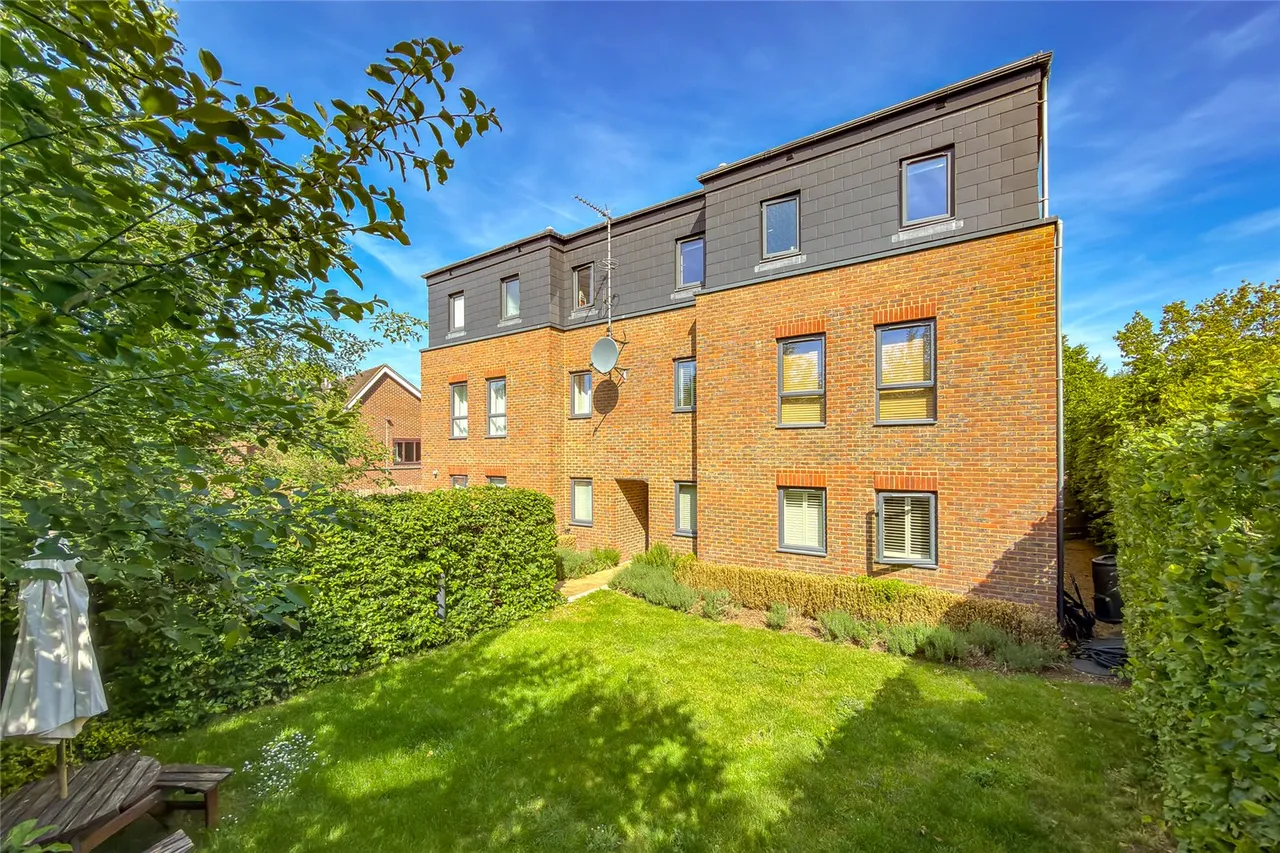Sun Lane, Harpenden, Hertfordshire, AL5 4ET, photo 12