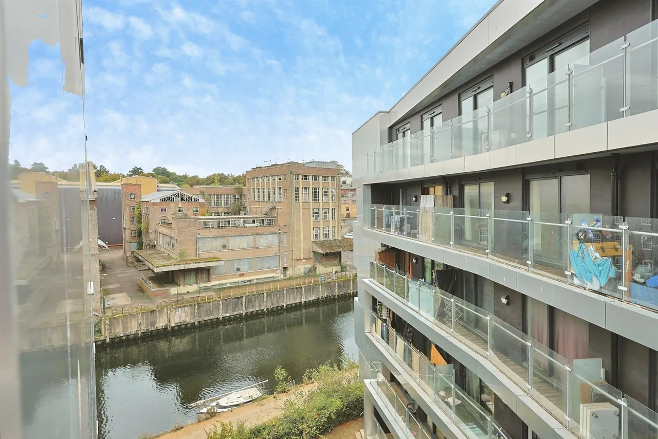 Geoffrey Watling Way, Norwich, NR1, photo 14