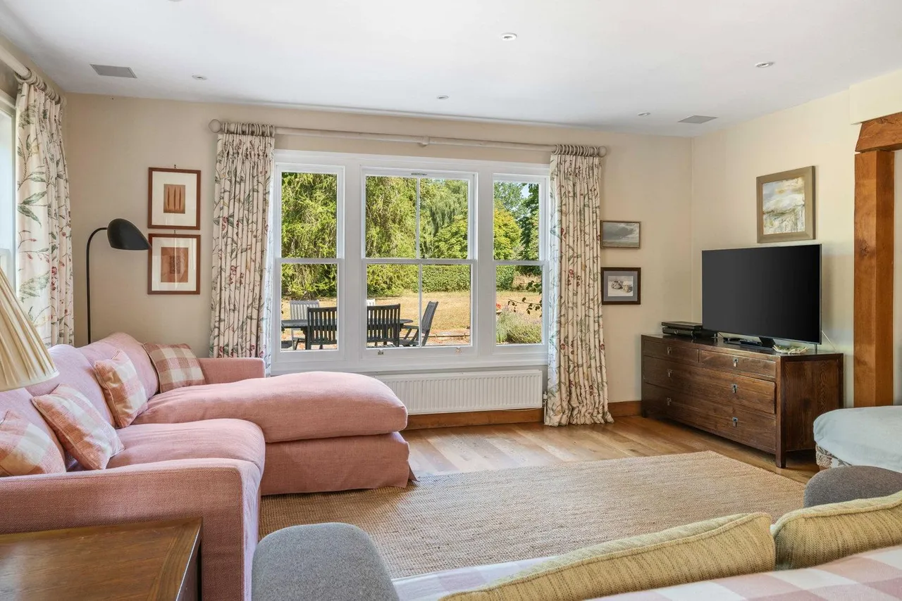 Upwick Lodge, Upwick Green, SG11, photo 17