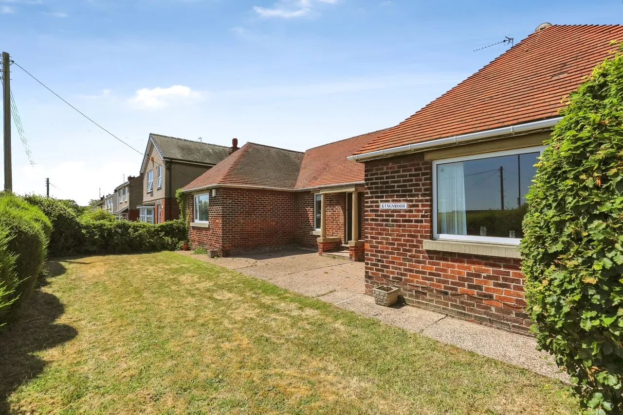 Broad Carr Road, BARNSLEY, South Yorkshire, S74, photo 17