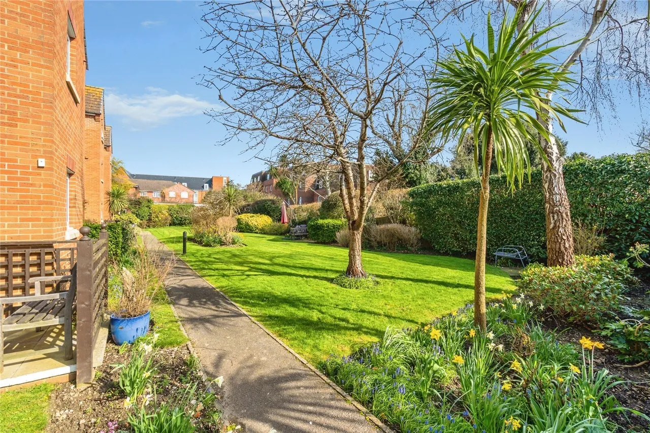 Stockbridge Road, Chichester, PO19, photo 18