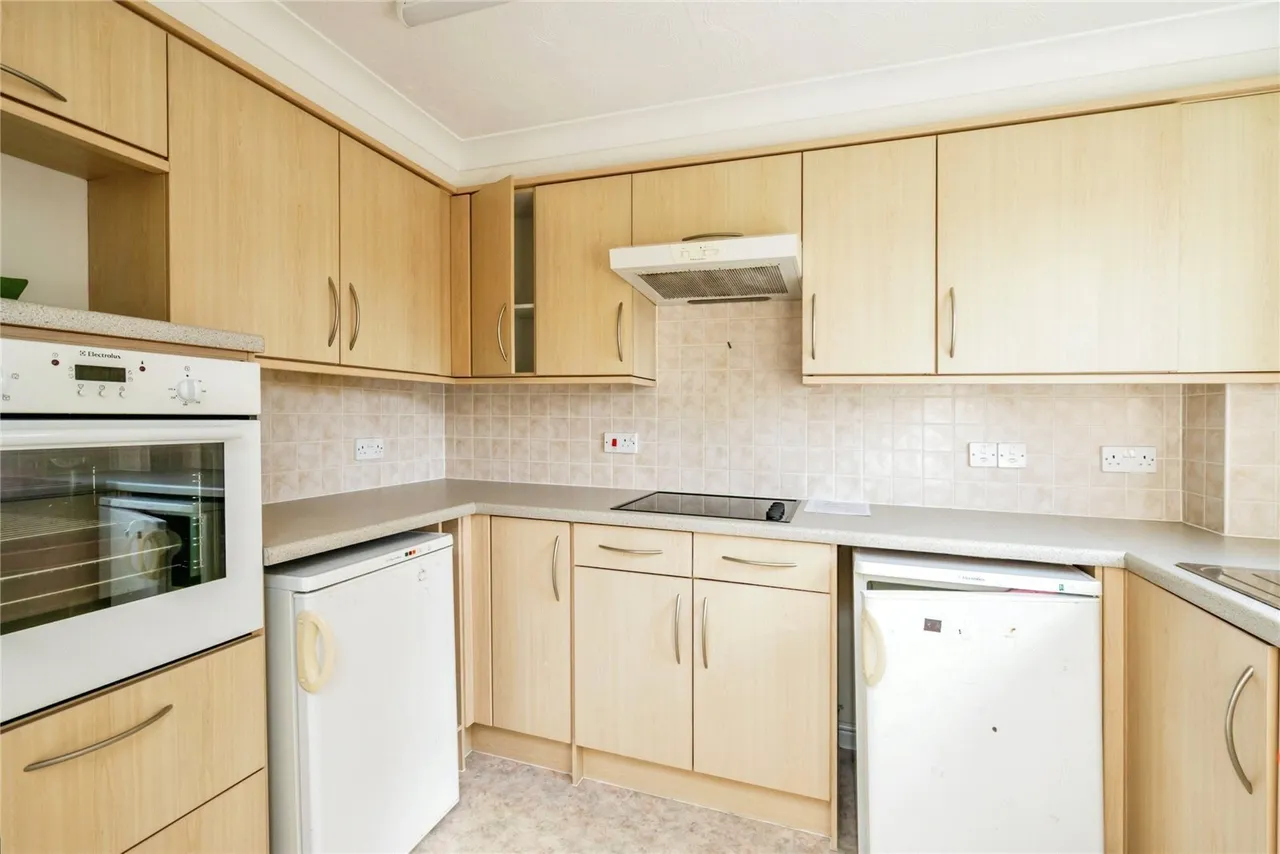 Stockbridge Road, Chichester, PO19, photo 12