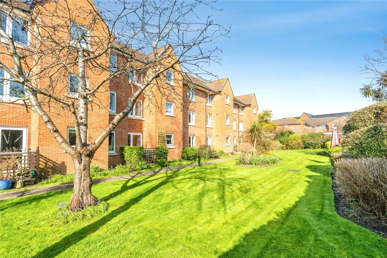 Stockbridge Road, Chichester, PO19, photo 23
