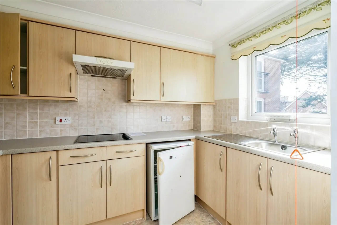 Stockbridge Road, Chichester, PO19, photo 11